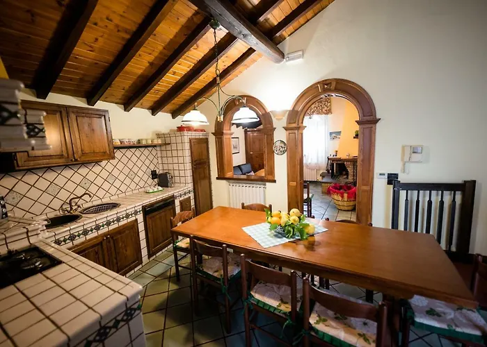 Ferienhaus Etna Nina's *